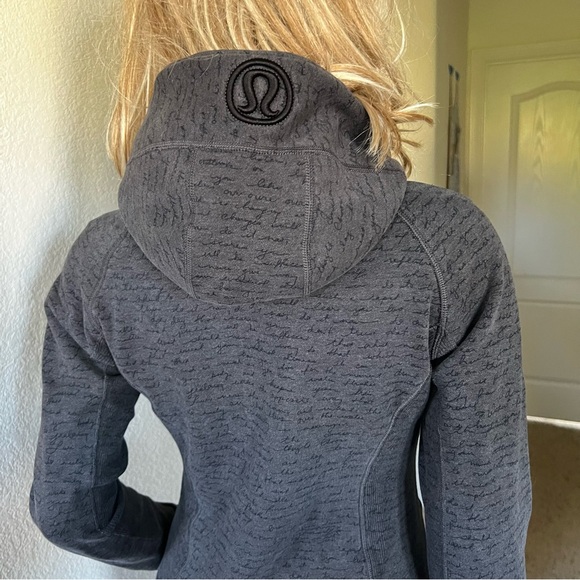 Lululemon Scuba Hoodie Manifesto Script Ghost Black - Picture 12 of 16
